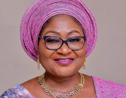 Osun State First lady’s convoy attacked
