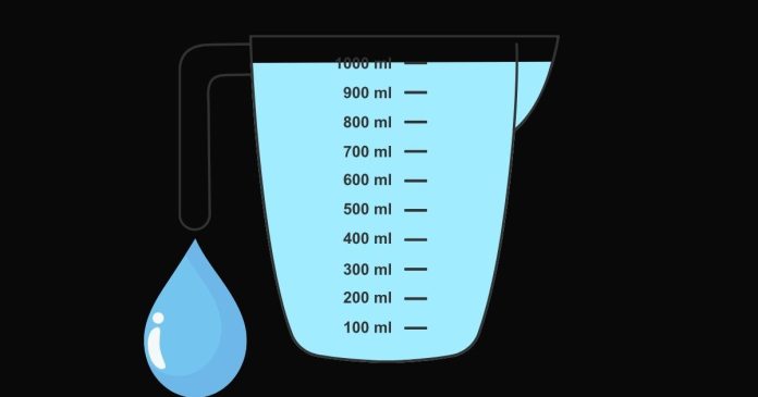 How many cups of water equal a liter