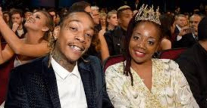 How old is Wiz Khalifa's mother?